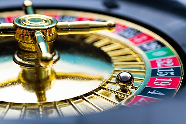 SA Gaming baccarat table with live dealer, shoe, and player bet interface